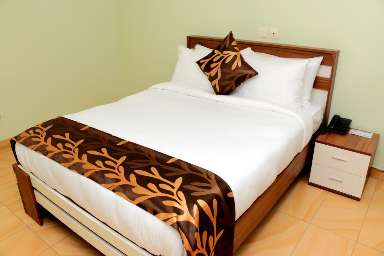 Hotel Laval Abican Dış mekan fotoğraf