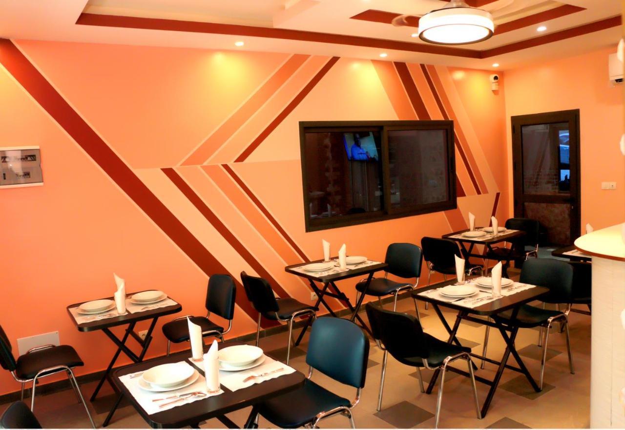 Hotel Laval Abican Dış mekan fotoğraf